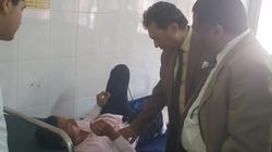 عميدان بالأزهر يزوران طالب بالمستشفى الجامعي أصيب في حادث سير
