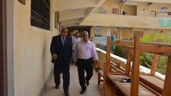 محافظ الوادي الجديد يتفقد مدرسة الخارجة الثانوية بنين