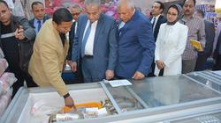 وزير التموين يتفقد "مول المصرية ماركت" بالخارجة في الوادي الجديد