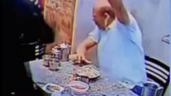 «محل كشري» يكشف تفاصيل اعتداء سيدة على زوجها أمام الزبائن «فيديو»