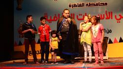 بالصور| الساحر وفرقة "جيش التواشيح" في ليالي الأسمرات