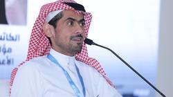 من هو الكاتب السعودي أسامة المسلم؟.. طوابير بالآلاف في حفل توقيع رواياته