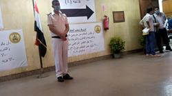 صور.. توافد عدد من طلاب كليات الحقوق لسحب ملف مندوب مساعد بمجلس الدولة