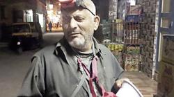 «عبدالتواب».. مسحراتى أخرس بيلف بـ«ميكروفون وفلاشة»