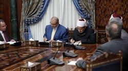 صرف 500 جنيه من بيت الزكاة شهريا لدعم العمالة غير المنظمة حتى نهاية ديسمبر