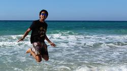 شورت ومايوه وكاب وتاتو ونضارة.. «دقوا الشماسى»