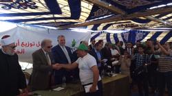بالصور| فودة وجمعة يسلمان 115 شيكا لشباب مزرعة "مصر الخير" بمدينة طور سيناء