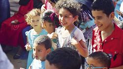 مهرج وصور تذكارية لأطفال «الشاطبى»: ضحكة على خدين
