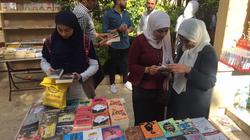 معرض كتب لتشجيع الطلاب على القراءة فى الإجازة