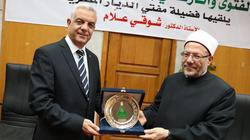 المفتي في ندوة بجامعة المنوفية: بلادنا تواجه حربًا مستعرة ضد الإرهاب