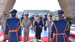 عاجل.. السيسي يضع أكاليل الزهور على النصب التذكاري لشهداء الجيش