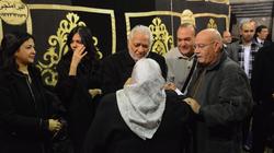 هاني رمزي يقدم واجب العزاء في الراحلة نادية فهمي
