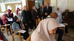 رئيس جامعة المنيا يتفقد لجان امتحانات الفصل الدراسي الأول