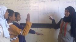 "الطيبة" الصعيدية تمحو الأمية.. سعي إلى العلم "من المهد إلى الماجستير"