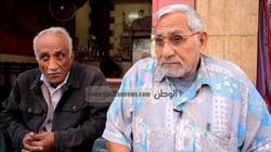 من مقهى المنجدين.. عم عادل: راحت أيام المنجد البلدي بـ"قوسه وخرزانته"