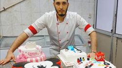 "عادل" يصنع التورتة بشكل جديد: لكل وظيفة تصميم