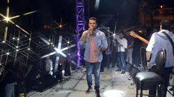 Cairo winter fashion show تكرم سامو زين لاختياره "أشيك" فنان عربي