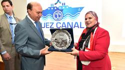 مميش يستقبل وفدا من رائدات العمل السياسي في "النواب"