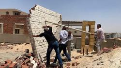 «الإسكان» تنفذ إزالات فورية لمخالفات بناء وغلق محلات في العبور