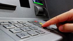 «لو نسيت الفيزا».. اعرف طريقة السحب من الـATM دون بطاقة بنكية