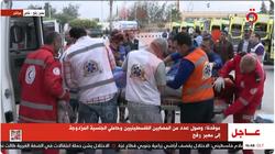 وصول عدد من المصابين الفلسطينيين وحاملي الجنسية المزدوجة لمعبر رفح