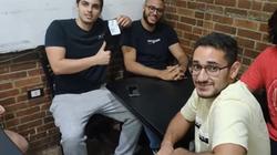 مطعم فطائر يقدم خصومات للطلاب بشروط: «جاوب على سؤال في دراستك»