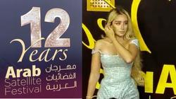 توافد النجوم لمهرجان الفضائيات.. وحضور هنا الزاهد رغم مرض كريم فهمي