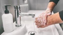في اليوم العالمي لغسيل اليدين.. ما أهمية هذه العادة في حماية الصحة؟