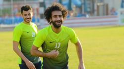 فيديو| على غرار وردة.. باسم مرسي يغني في اليونان: "حبيبي يا نور العين"