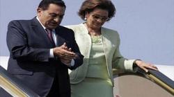 بالفيديو| لحظة خروج سوزان مبارك من "المعادي العسكري"