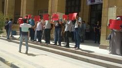 طلاب الإسكندرية ينظمون وقفة "حلب تحترق" ويؤدون صلاة الغائب على الشهداء