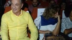 محمود حميدة يحضر العرض المسرحي "يوم أن قتلوا الغناء"