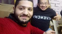 الصديق الوفي.. «إسلام» شال صاحبه على كتفه وطلع برج حمام: «حققت له حلمه»