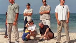 الفضائح تلاحق نتنياهو في آخر يوم له بالحكم: فيلم جنسي وخيانة زوجية