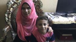 محافظ قنا يكرم الطالبة الأولى مكرر على مستوى الجمهورية