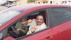 "جدارية" وتوزيع حلوى على المسافرين.. رأس غارب تحتفل بالمولد النبوي  