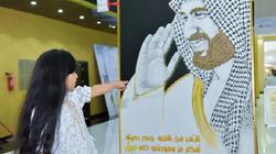 1680 نحلة تزين لوحة ولي العهد السعودي.. طولها يصل لـ3 أمتار