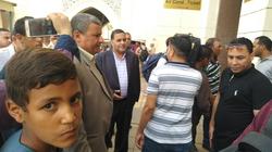 رئيس السكة الحديد يتفقد صرف تذاكر العيد بمحطة مصر: عاملوا الركاب كويس