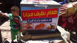 "خذ ما يكفيك وأترك لغيرك".. ثلاجة الخير تقدم الطعام مجانا في المنصورة