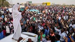 الجيش السوداني: المجلس العسكري الانتقالي سيكون مسؤولا عن أمن المواطنين