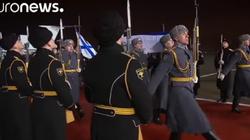 بالفيديو| لحظة وصول جثمان السفير الروسي إلى موسكو