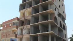 استكمال أعمال إزالة البرج السكني المخالف بمنطقة الفرز في السويس
