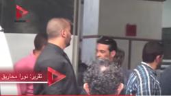 بالفيديو| فنانون ينتظرون خروج جثمان "الساحر" أمام مستشفى "الصفا" بالمهندسين