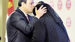 رجل أعمال يعلن مساهمته بنصف مليون جنيه للأمهات الغارمات