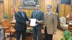 رئيس الجمهورية يصدر قرارا بتعيين عميد كلية الصيدلة بجامعة القناة