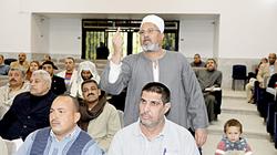 محافظ سوهاج يعقد اللقاء الجماهيرى الأول لبحث شكاوى المواطنين