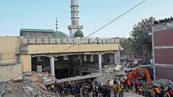 الشرطة الباكستانية تعتقل مشتبها بهم في واقعة تفجير مسجد بيشاور