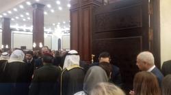 وصول كبير الياوران لتقديم واجب العزاء في مبارك