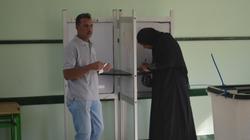 وفد من "اللجنة العربية" يتفقد المقرات الانتخابية في الدقي