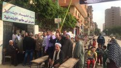 توافد الناخبين عل لجان المعادي ودار السلام قبيل غلق أبواب الاقتراع